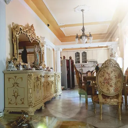 Lägenhet Adam Apartmanhaz Szeged